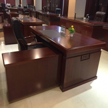 辦公桌